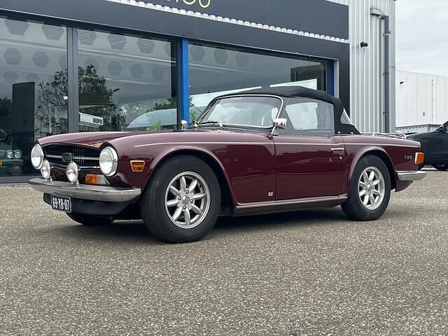 Occasion Triumph TR6 122 PK (89 kW) 1975 Rood Cabriolet