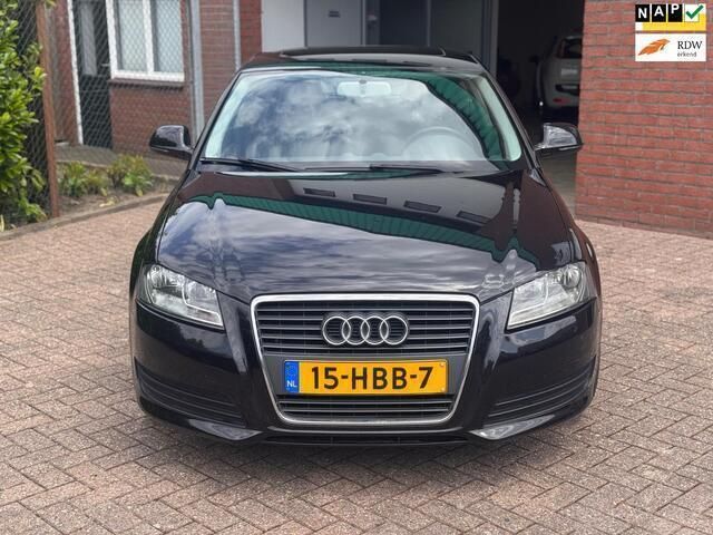 Zwart Gebruikt 2008 Audi A3 Attraction Hatchback | € 2.999 (Goede deal) - Afbeelding 1/4