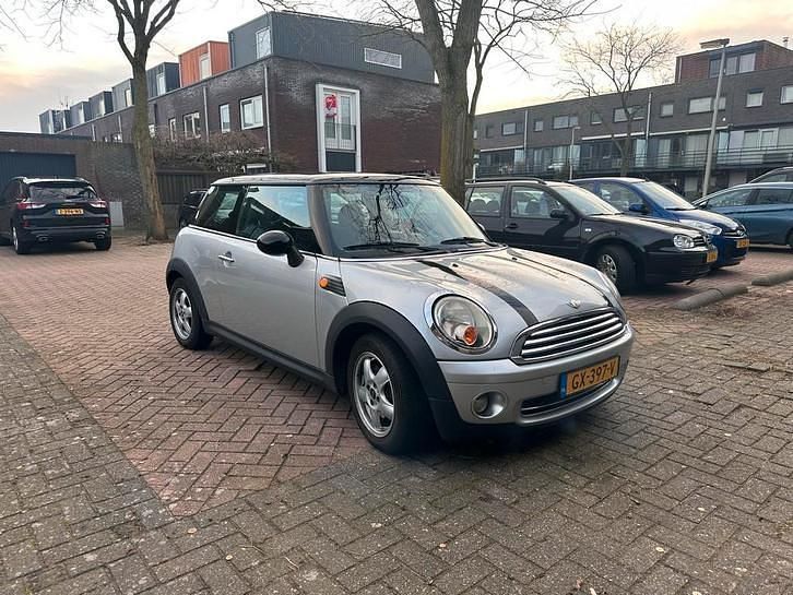 Occasion 2008 Mini Cooper Hatchback | € 2.600 (Super prijs) - Afbeelding 1/4