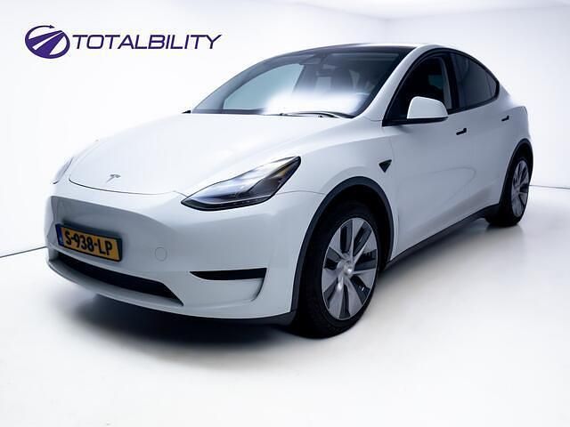 Wit Gebruikt 2023 Tesla Model Y RWD SUV | € 30.950 (Eerlijke prijs) - Afbeelding 1/4