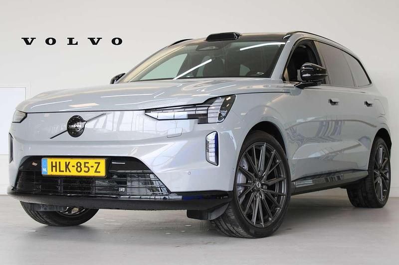 Grijs Gebruikt 2025 Volvo EX90 Performance SUV | € 104.700 - Afbeelding 1/4