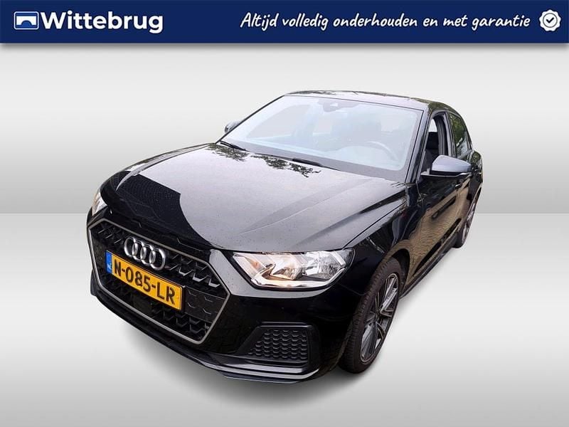 Zwart Gebruikt 2021 Audi A1 Sportback Advanced Hatchback | € 19.950 (Goede deal) - Afbeelding 1/2