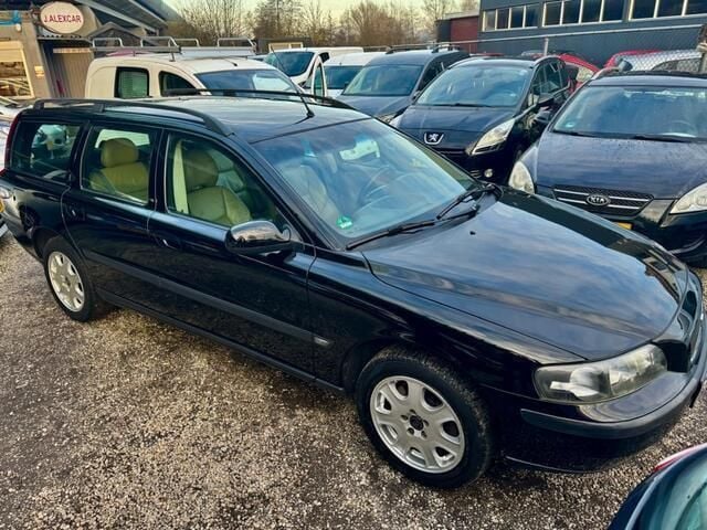 Zwart Gebruikt 2000 Volvo V70 Stationwagen | € 2.450 (Goede deal) - Afbeelding 1/4