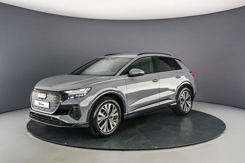 Grijs Nieuw 2025 Audi Q4 e-tron Advanced SUV | € 53.410 (Eerlijke prijs) - Afbeelding 1/4