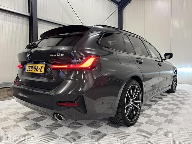 Occasion BMW 330e Executive 2020 Grijs Stationwagen