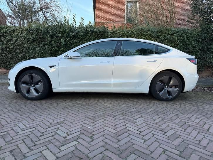 Occasion 2019 Tesla Model 3 Sedan | € 16.850 (Eerlijke prijs) - Afbeelding 1/4
