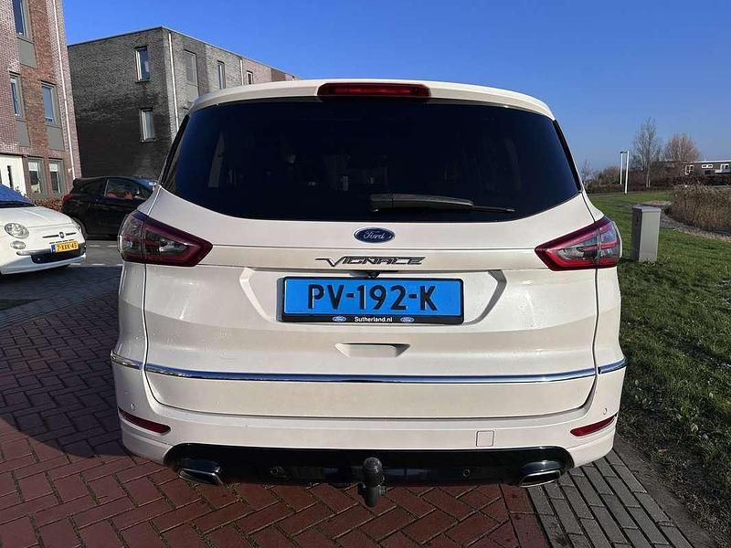Wit Gebruikt 2016 Ford S-MAX Vignale MPV | € 10.500 - Afbeelding 1/4