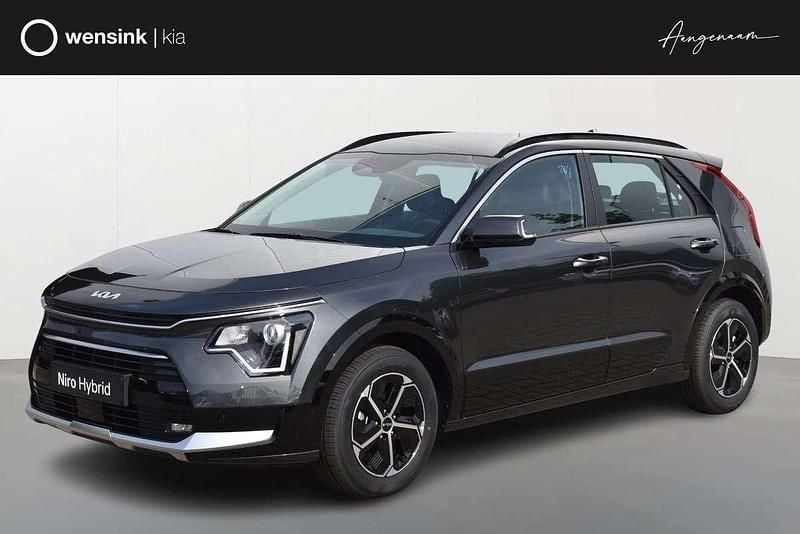 Grijs, metallic lak Nieuw 2025 Kia Niro SUV | € 33.835 (Goede deal) - Afbeelding 1/4