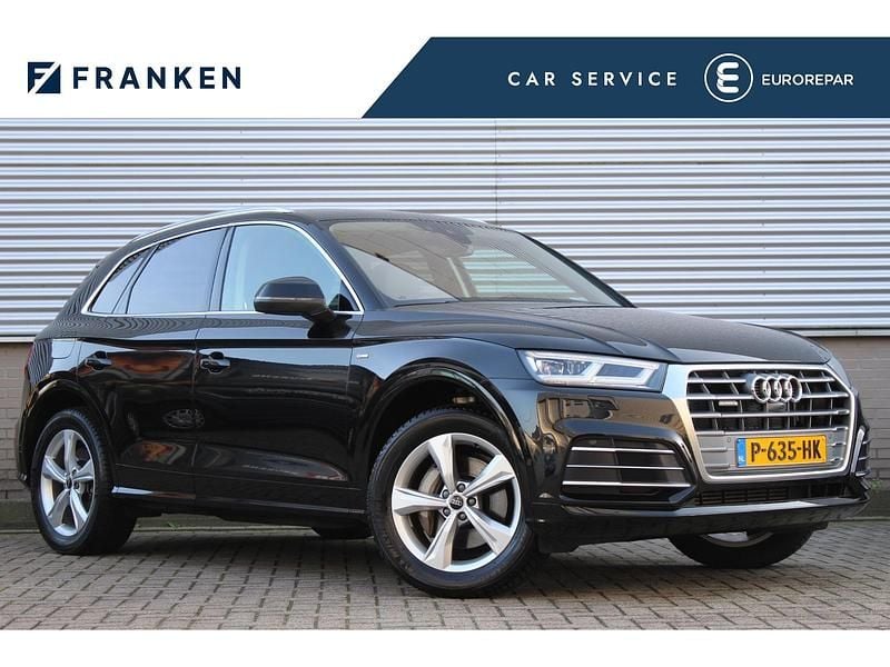 Zwart (metallic) Occasion 2020 Audi Q5 Comfort SUV | € 36.450 - Afbeelding 1/4
