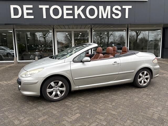 Grijs Occasion 2007 Peugeot 307 Hatchback | € 2.950 (Eerlijke prijs) - Afbeelding 1/4