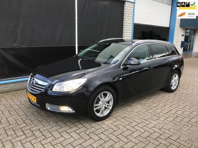 Zwart Gebruikt 2012 Opel Insignia Business Edition Stationwagen | € 6.650 (Duur) - Afbeelding 1/4