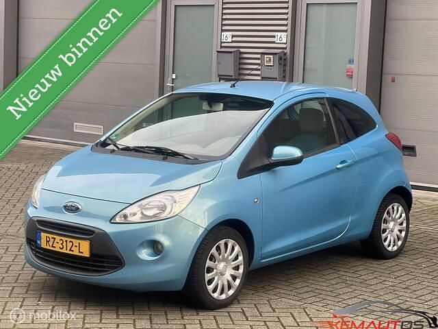 Blauw Occasion 2009 Ford Ka Trend Hatchback | € 2.375 (Iets duurder) - Afbeelding 1/4