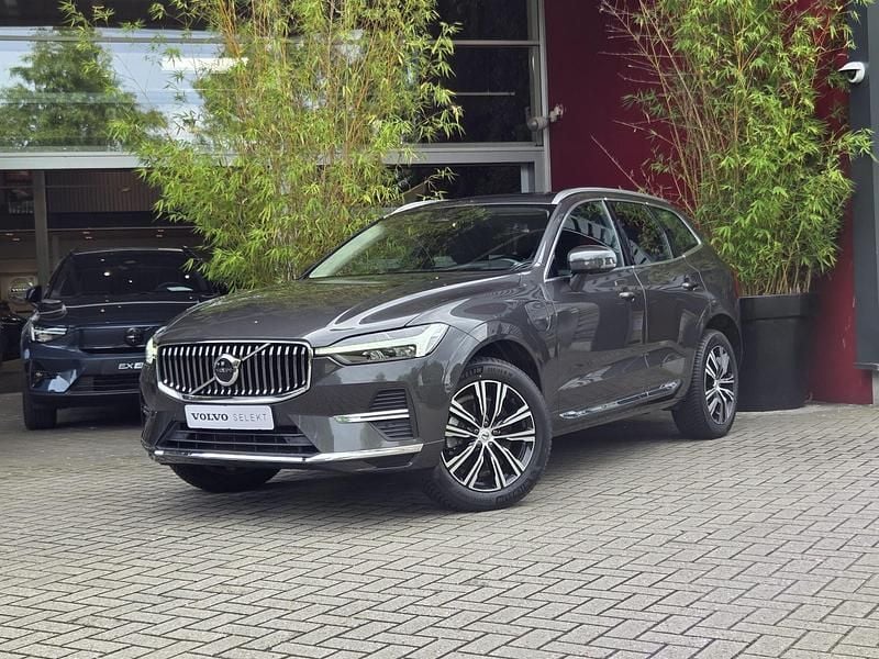 Grijs Gebruikt 2022 Volvo XC60 Inscription SUV | € 44.900 (Eerlijke prijs) - Afbeelding 1/4
