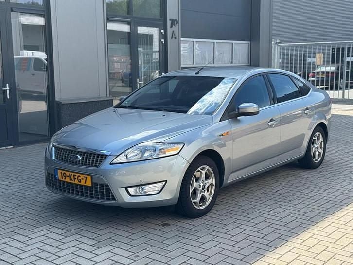 Gebruikt 2009 Ford Mondeo Limited | € 2.750 - Afbeelding 1/1