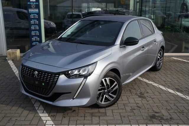 Grijs Gebruikt 2023 Peugeot 208 Allure Hatchback | € 17.950 (Eerlijke prijs) - Afbeelding 1/4