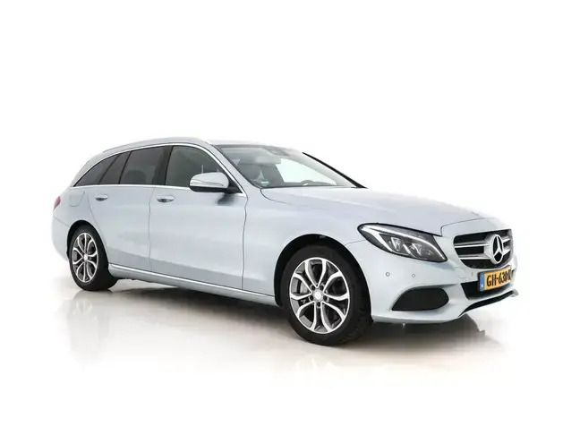 Gebruikt 2015 Mercedes C350e Edition Stationwagen | € 12.645 - Afbeelding 1/4
