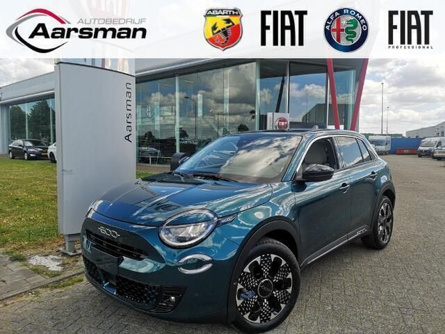 Blauw Nieuw 2025 Fiat 600 La Prima SUV | € 33.900 (Iets duurder) - Afbeelding 1/4