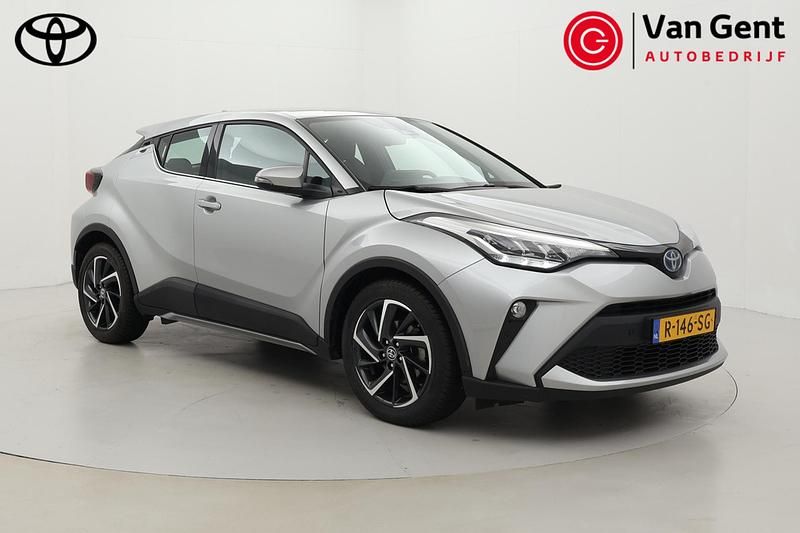 Grijs Occasion 2022 Toyota C-HR SUV | € 24.499 (Eerlijke prijs) - Afbeelding 1/4