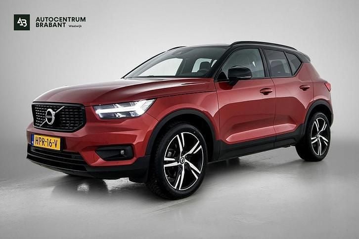 Oranje Occasion 2020 Volvo XC40 R-Design SUV | € 28.495 (Super prijs) - Afbeelding 1/3