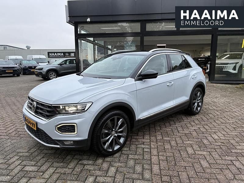 Wit Gebruikt 2018 VW T-Roc Sportline SUV | € 16.950 (Eerlijke prijs) - Afbeelding 1/4