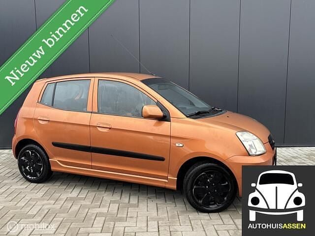 Occasion Kia Picanto 61 PK (44 kW) 2004 Oranje Hatchback
