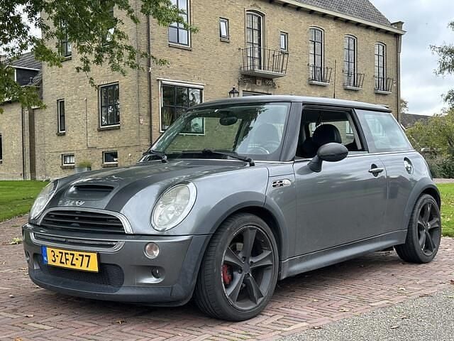 Grijs Gebruikt 2004 Mini Cooper S Hatchback | € 1.240 (Super prijs) - Afbeelding 1/4