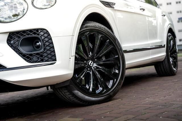 Occasion Bentley Bentayga 549 PK (403 kW) 2020 Wit SUV