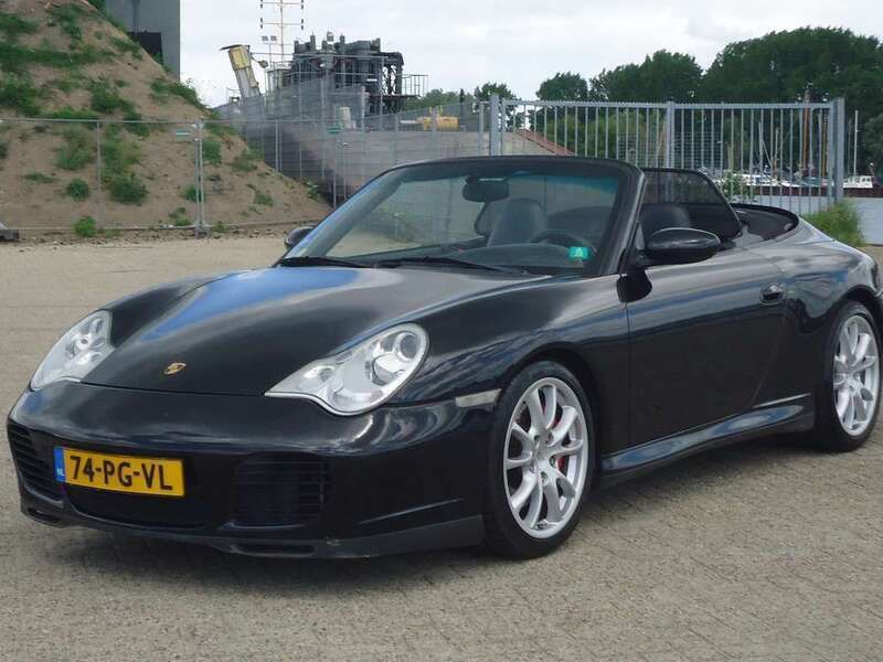 Zwart Gebruikt 2004 Porsche 911 Carrera 4S Cabriolet Cabriolet | € 45.996 (Iets duurder) - Afbeelding 1/4
