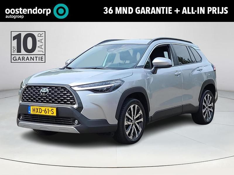 Zilver Gebruikt 2024 Toyota Corolla Cross Style SUV | € 37.450 (Eerlijke prijs) - Afbeelding 1/4