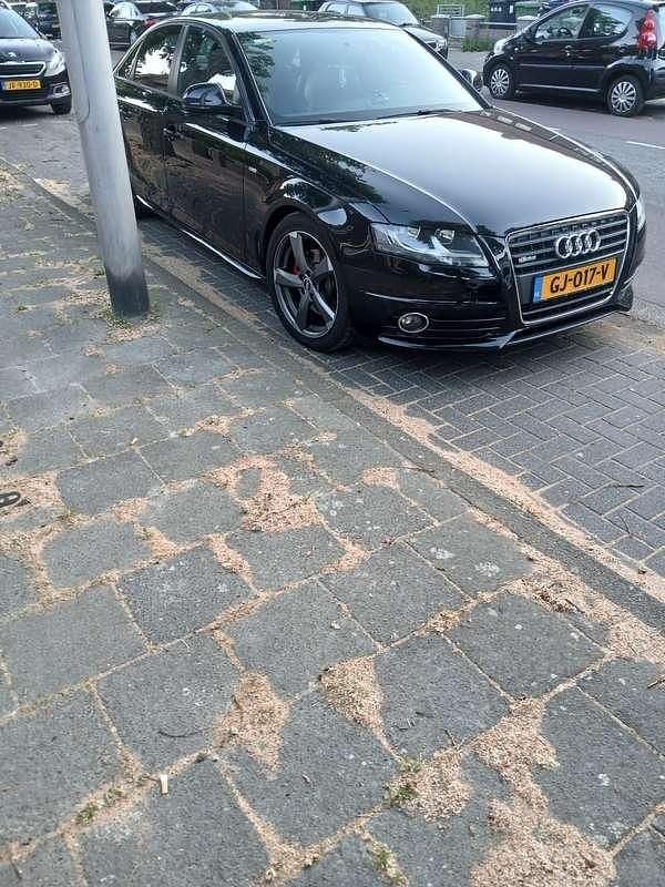 Gebruikt 2009 Audi A4 S-Line Sedan | € 4.350 (Goede deal) - Afbeelding 1/4