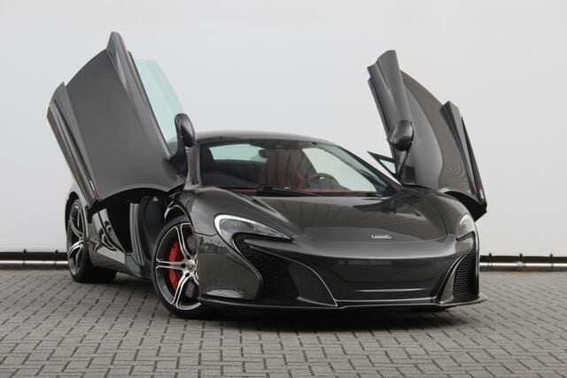 Grijs, metallic lak Gebruikt 2015 McLaren 650S Cabriolet | € 237.500 - Afbeelding 1/4