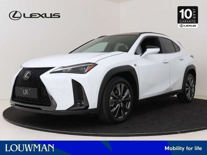 Wit Gebruikt 2025 Lexus UX 300h Sport Design Packet SUV | € 46.950 - Afbeelding 1/3