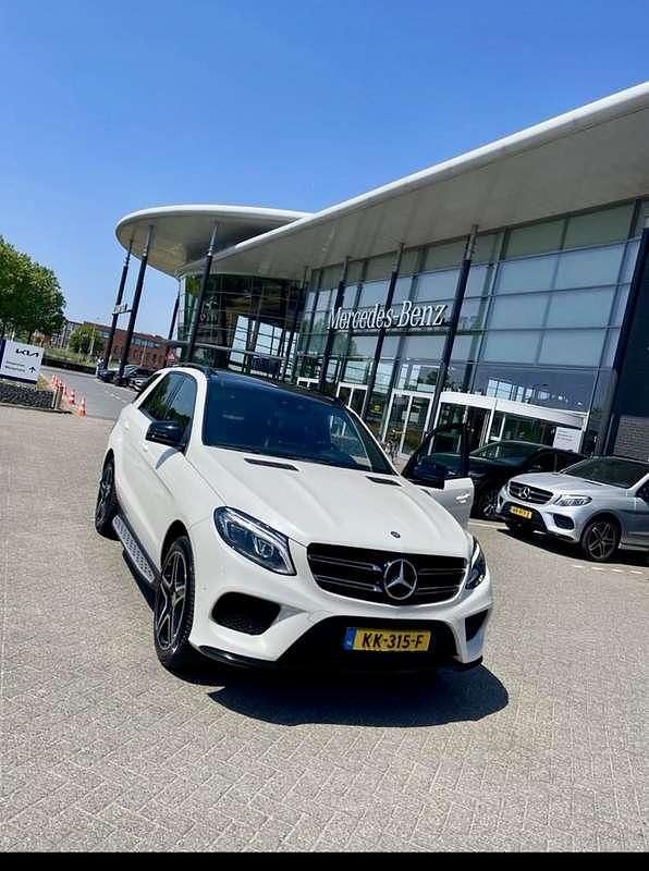 Wit Gebruikt 2016 Mercedes E250 Stationwagen | € 23.500 - Afbeelding 1/4