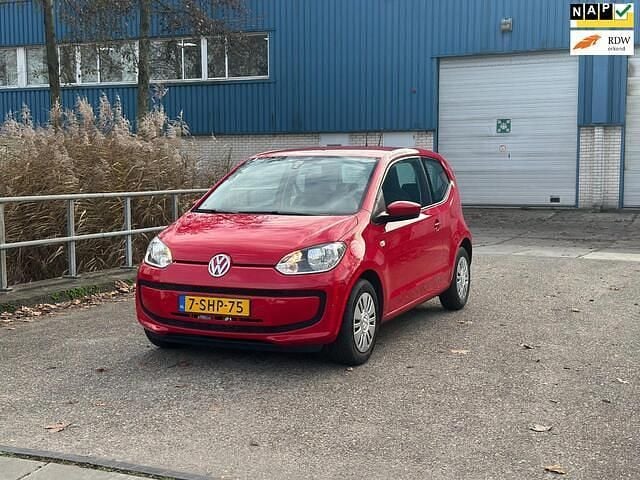 Rood Gebruikt 2013 VW up! move up! Hatchback | € 5.950 (Goede deal) - Afbeelding 1/4