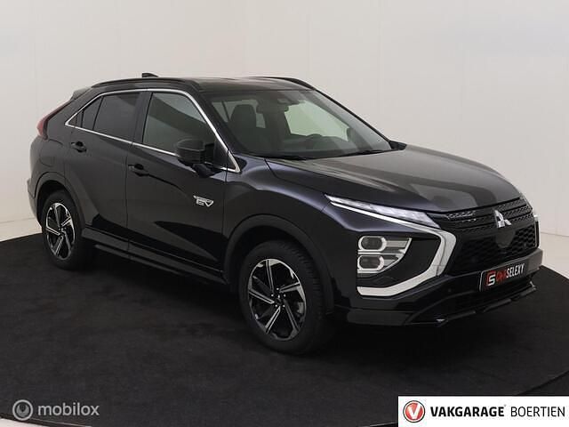 Zwart Occasion 2025 Mitsubishi Eclipse Cross SUV | € 31.990 (Eerlijke prijs) - Afbeelding 1/4