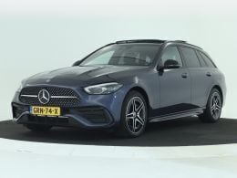 Sodalietblauw metaalkleur metallic Gebruikt 2023 Mercedes C300 AMG Stationwagen | € 48.950 (Eerlijke prijs) - Afbeelding 1/3