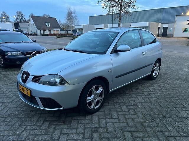 Grijs Occasion 2007 Seat Ibiza Hatchback | € 1.750 (Eerlijke prijs) - Afbeelding 1/4