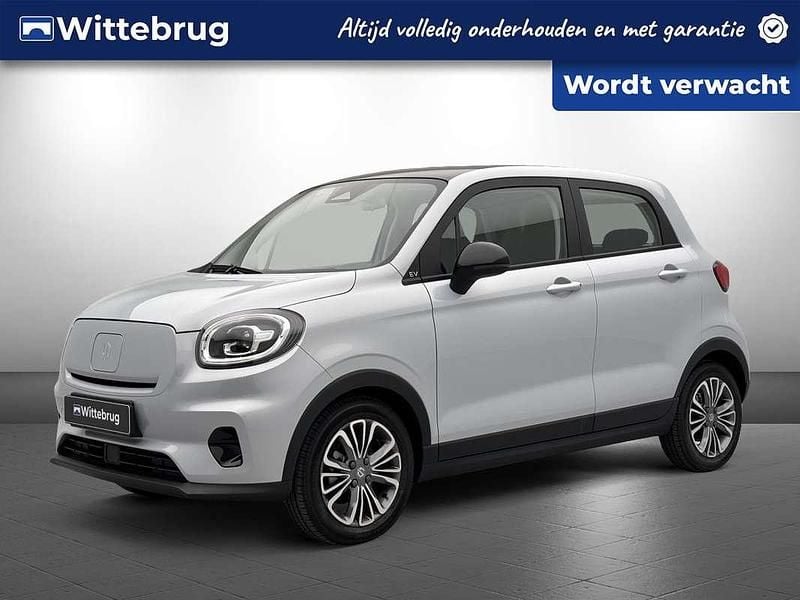 Zilver Gebruikt 2025 Leapmotor T03 Hatchback | € 16.925 (Eerlijke prijs) - Afbeelding 1/3