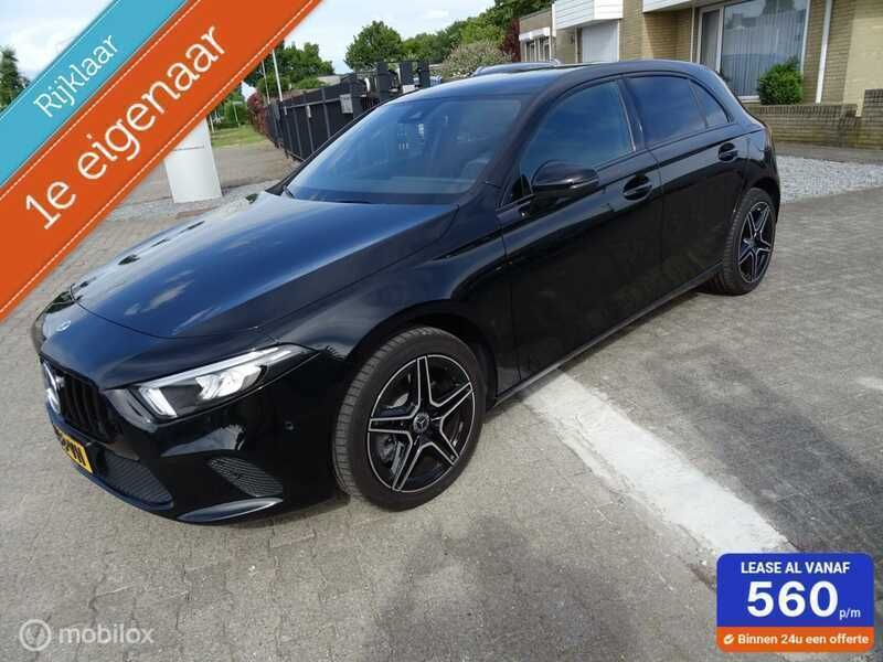 Zwart Gebruikt 2023 Mercedes A250 Progressive Hatchback | € 34.950 (Eerlijke prijs) - Afbeelding 1/4