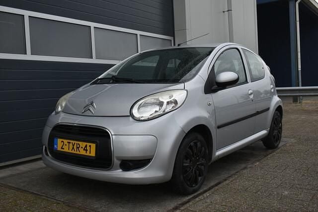 Grijs Gebruikt 2009 Citroën C1 Hatchback | € 2.450 (Eerlijke prijs) - Afbeelding 1/4