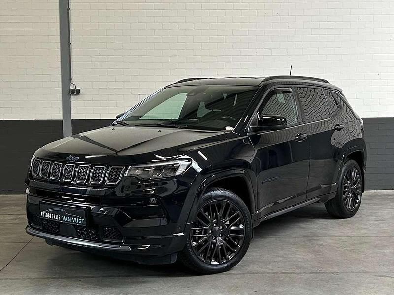 Zwart Gebruikt 2021 Jeep Compass Limited SUV | € 26.250 - Afbeelding 1/4