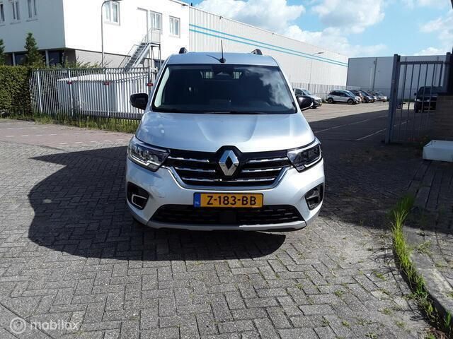 Occasion Renault Kangoo Komfort 131 PK (96 kW) 2023 Grijs MPV