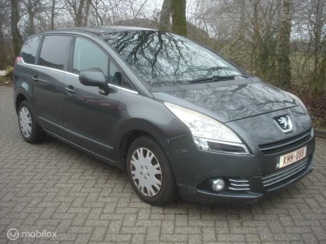 Grijs Occasion 2012 Peugeot 5008 MPV | € 1.375 (Super prijs) - Afbeelding 1/4