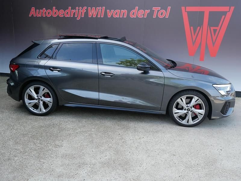 Grijs Gebruikt 2021 Audi S3 Edition .1 Hatchback | € 43.990 (Super prijs) - Afbeelding 1/4