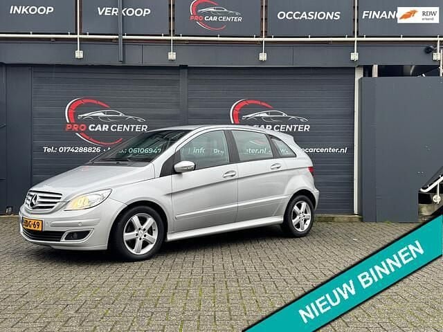 Grijs Gebruikt 2006 Mercedes B170 Avantgarde MPV | € 4.999 (Eerlijke prijs) - Afbeelding 1/4