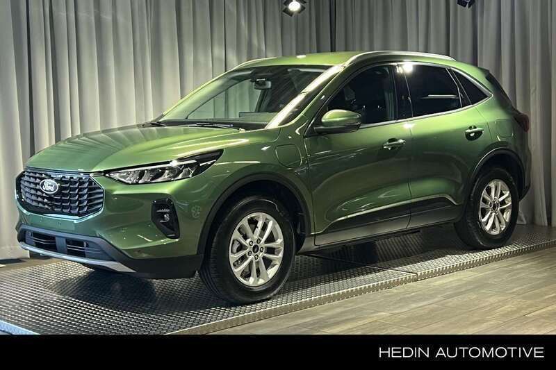 Groen, metallic lak Nieuw 2025 Ford Kuga Titanium SUV | € 40.690 (Super prijs) - Afbeelding 1/4