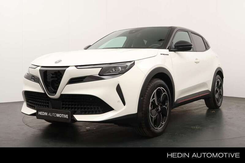 Wit Nieuw 2025 Alfa Romeo Junior Edizione Speciale SUV | € 44.585 (Iets duurder) - Afbeelding 1/4
