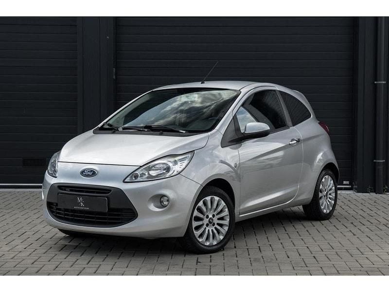 Grijs Gebruikt 2010 Ford Ka Titanium X Hatchback | € 4.950 (Eerlijke prijs) - Afbeelding 1/4