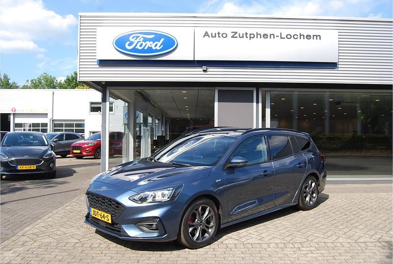 Blauw Occasion 2019 Ford Focus Business Edition Stationwagen | € 17.840 (Iets duurder) - Afbeelding 1/4