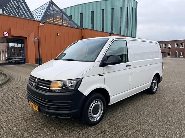 Overige Gebruikt 2016 VW T6 Comfortline Van | € 8.999 (Goede deal) - Afbeelding 1/4